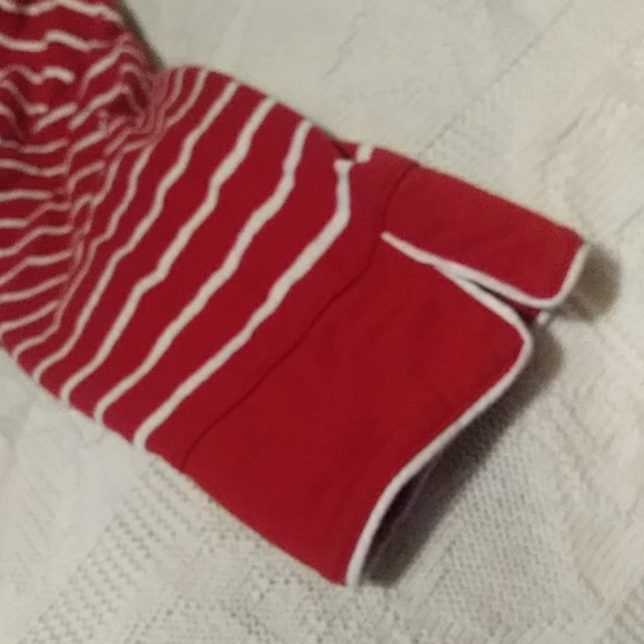 Drapers and Damon's Crop Top - Picture 2 of 3